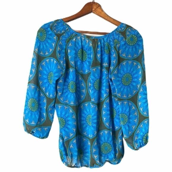 Banana Republic Sheer Top  - Picture 5 of 5